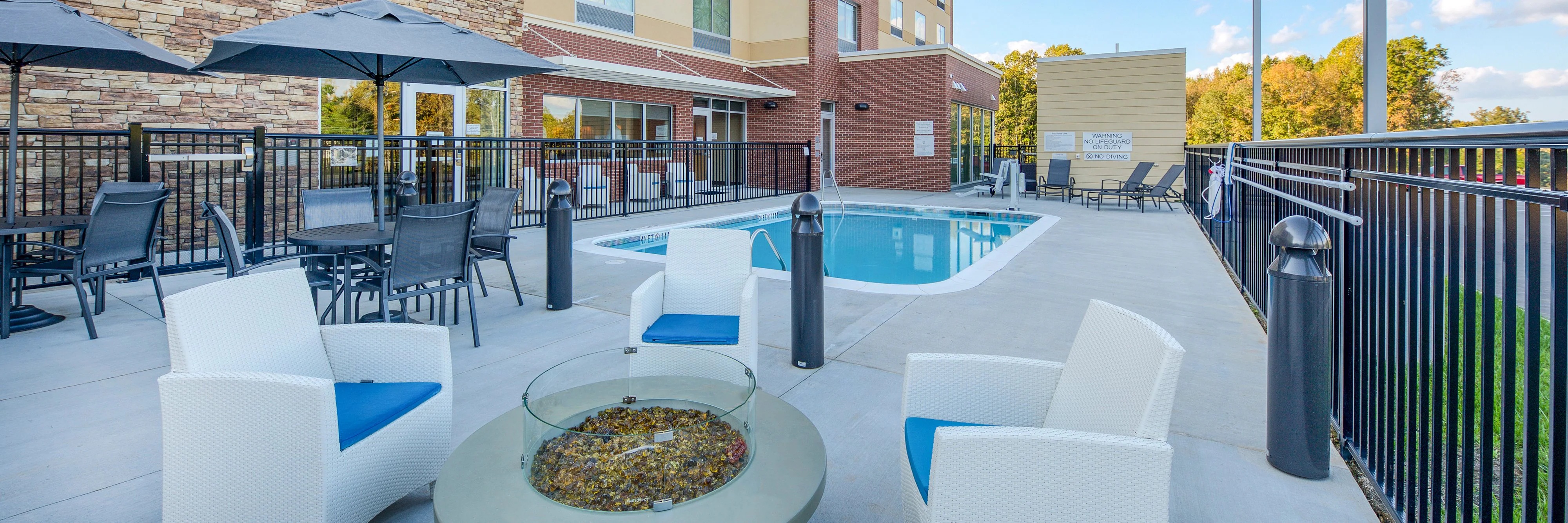 Fairfield by Marriott Inn & Suites Charlotte Belmont
