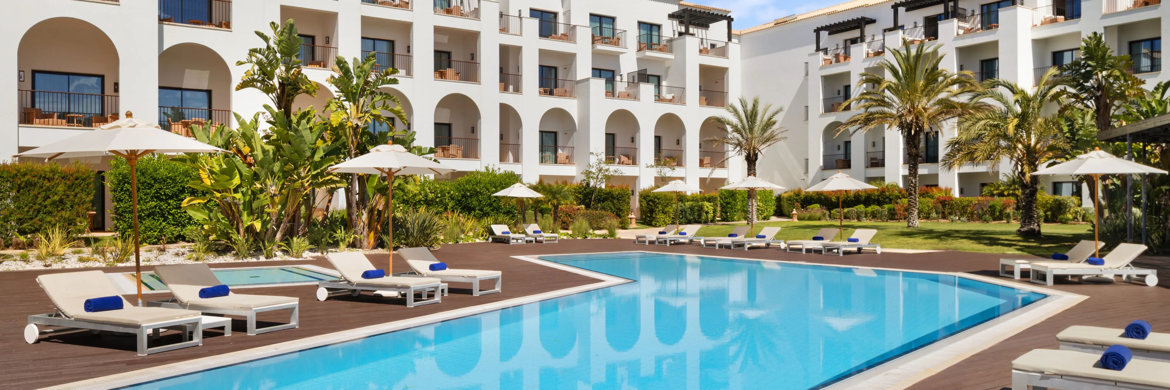 Pine Cliffs Ocean Suites, a Luxury Collection Resort & Spa, Algarve