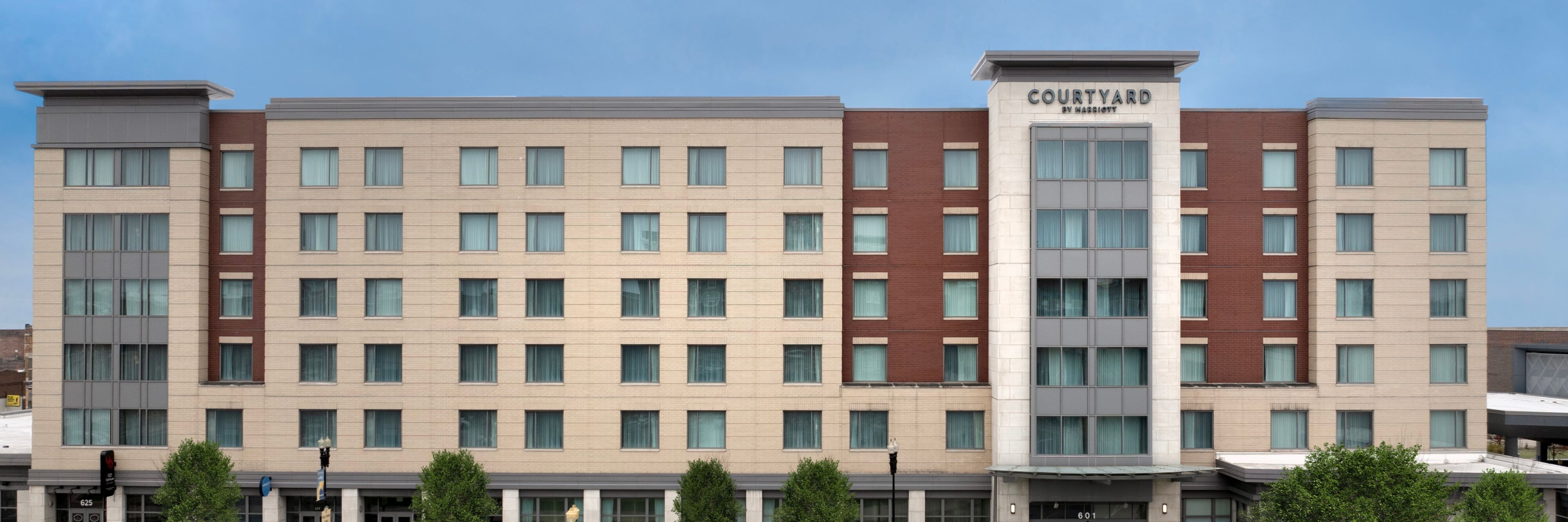 Courtyard by Marriott Muncie at Horizon Convention Center