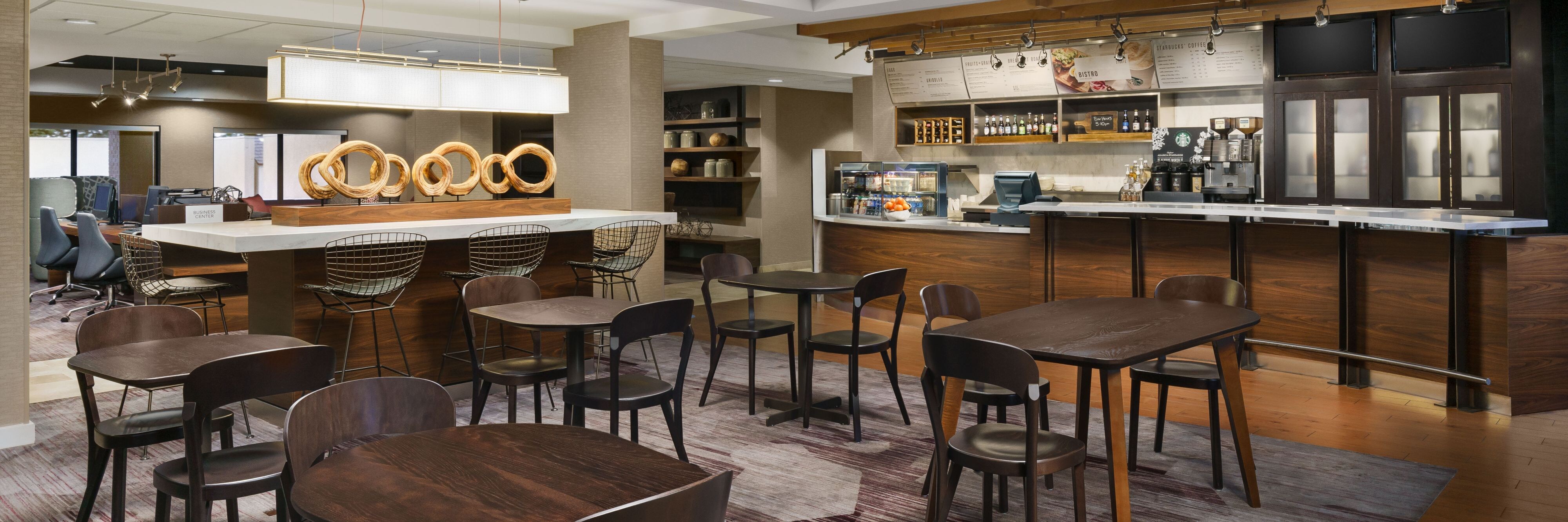 Courtyard by Marriott Chicago Bloomingdale