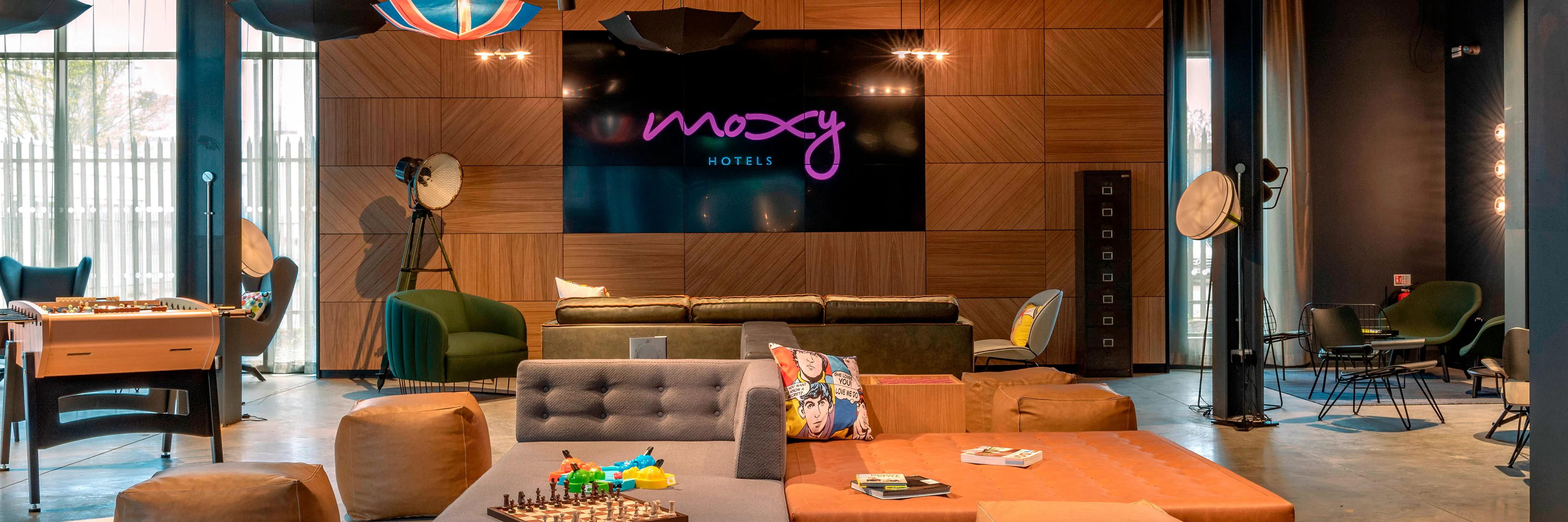 Moxy London Heathrow Airport